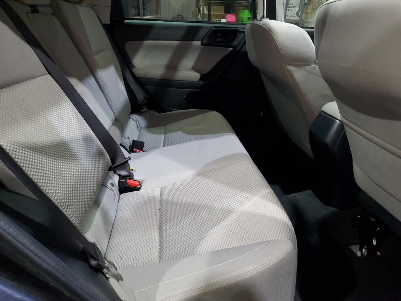 Subaru Forester 2.5i Premium Image 6