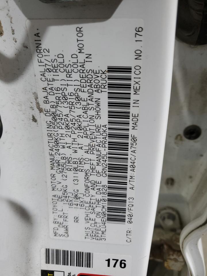 Toyota Tacoma Double Cab Image 9