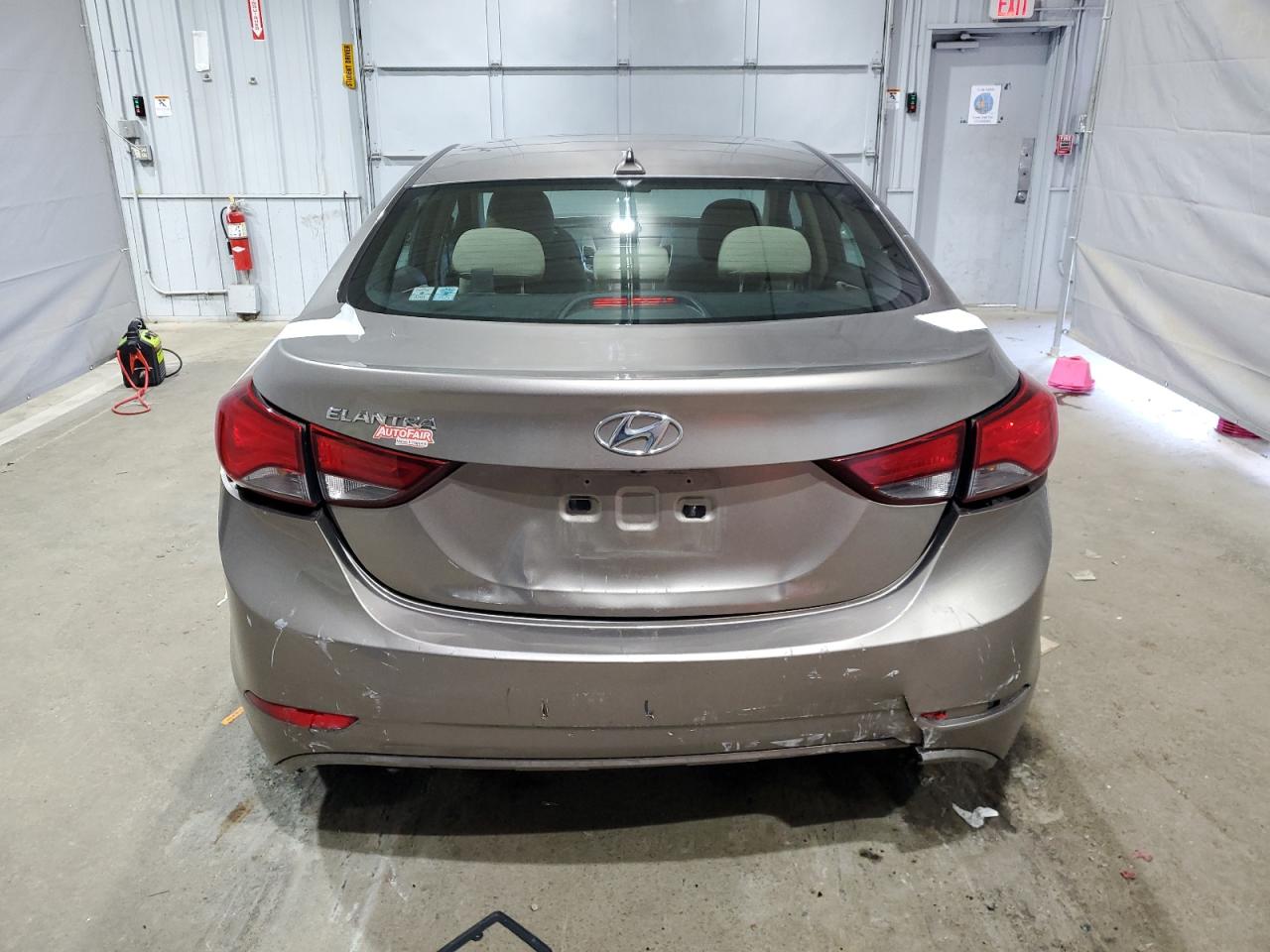 Hyundai ELANTRA Se Image 10