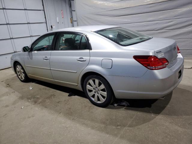 Toyota Avalon Xl Image 4