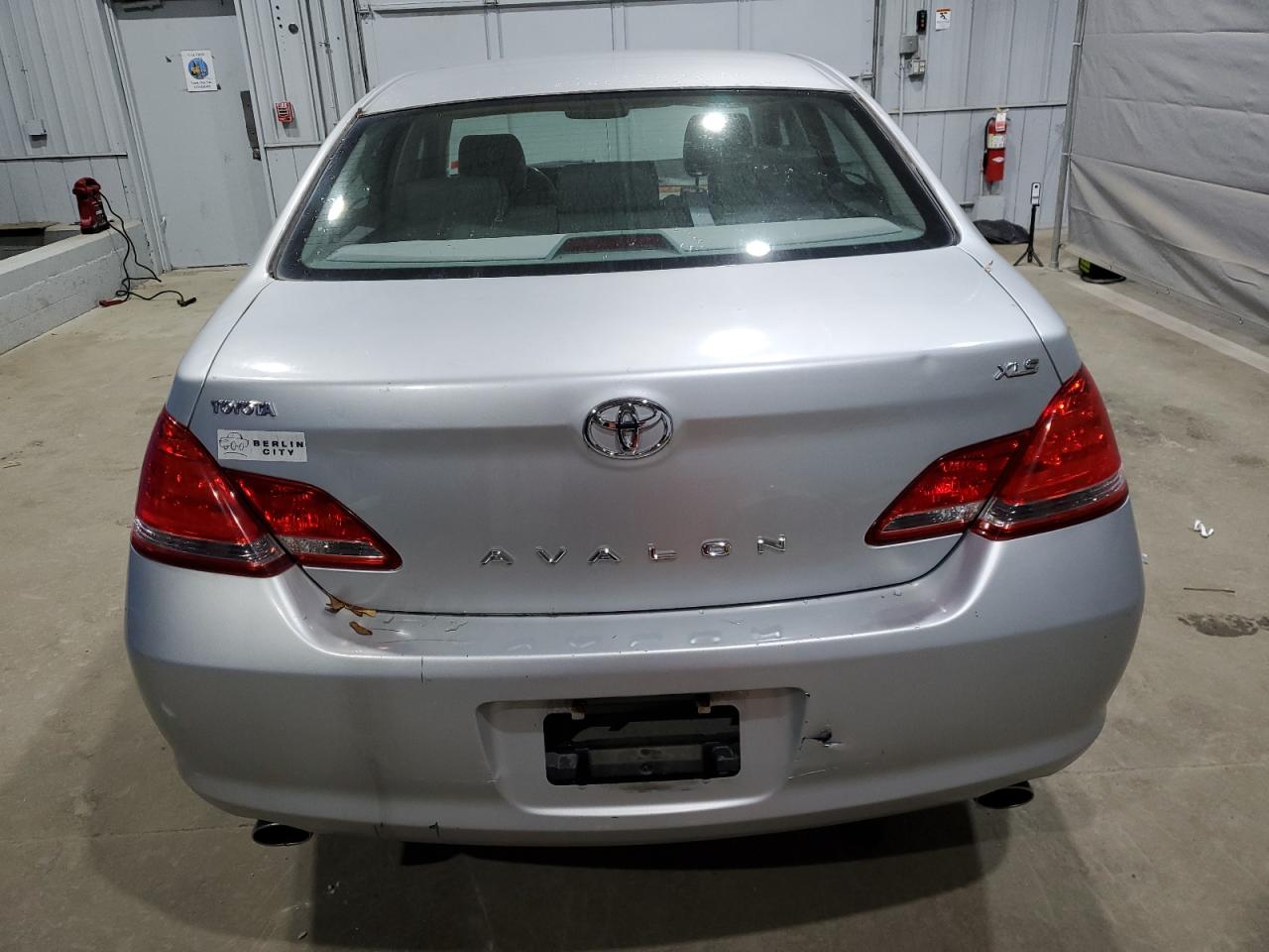 Toyota Avalon Xl Image 7