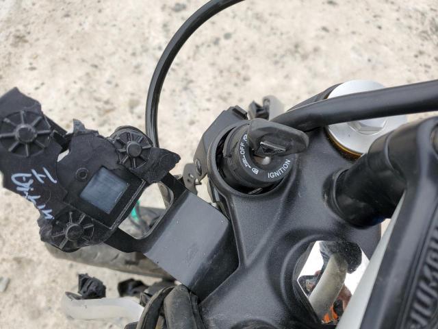 Triumph Car Speed4 400 Image 9