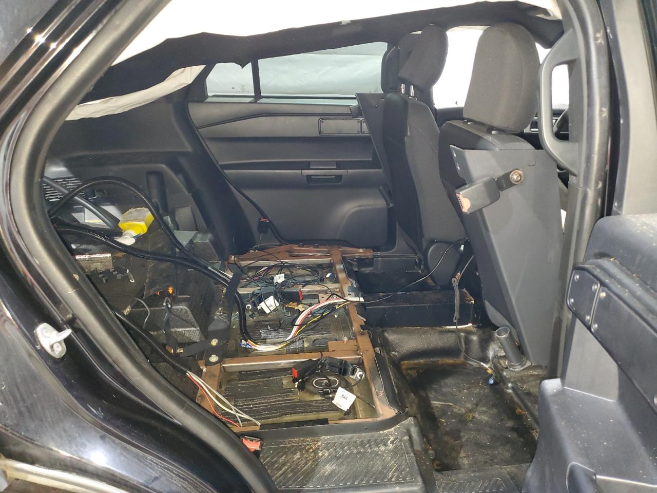 Ford Explorer Police Interceptor Image 6