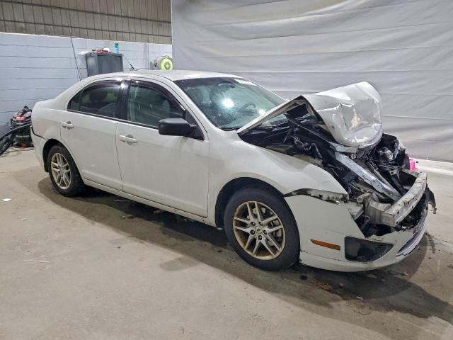 Ford Fusion S Image 5