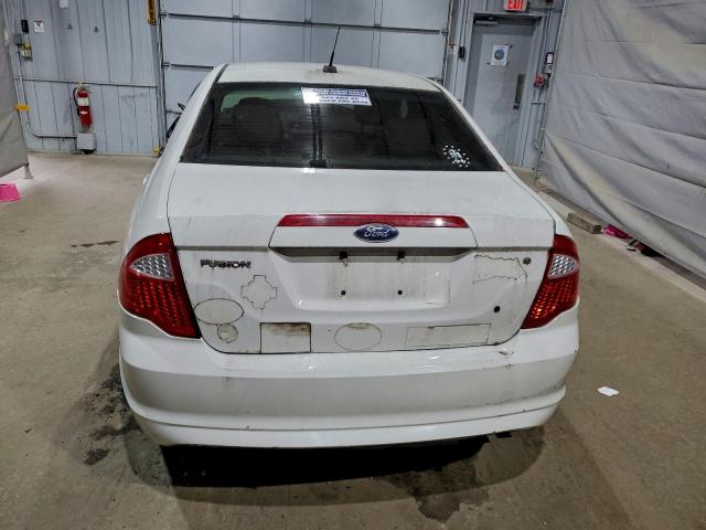 Ford Fusion S Image 6