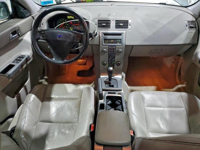 Volvo S40 2.4i Image 13