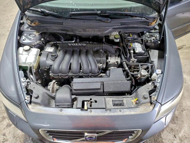 Volvo S40 2.4i Image 12