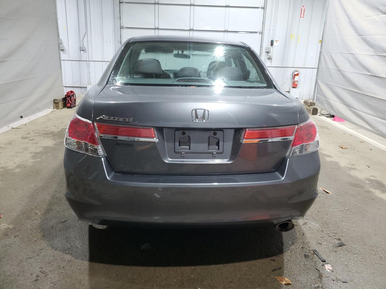Honda Accord Lx Image 12