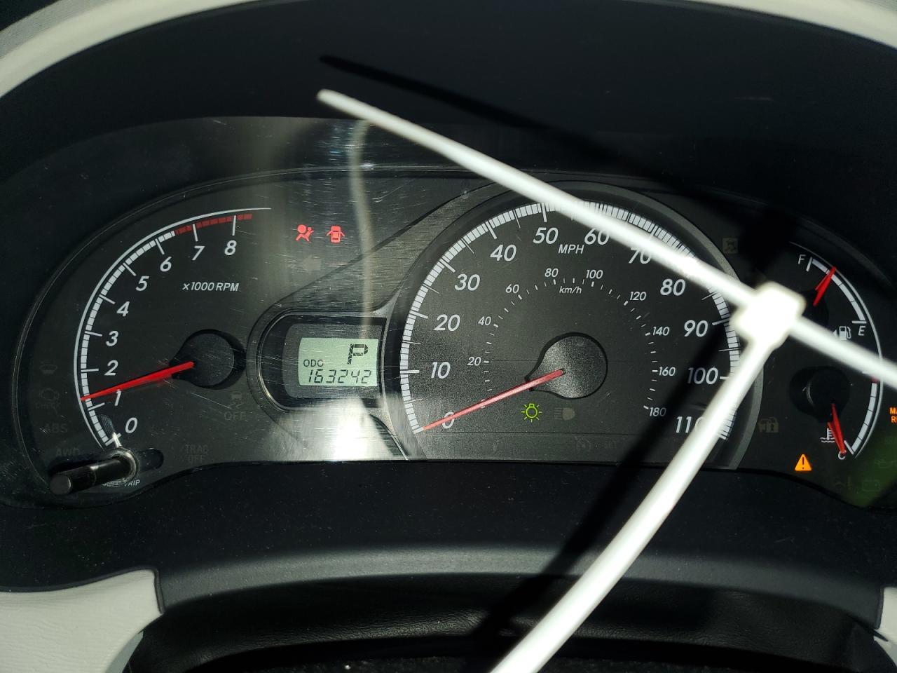 Toyota Sienna Le Image 4