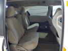 Toyota Sienna Le Image 2