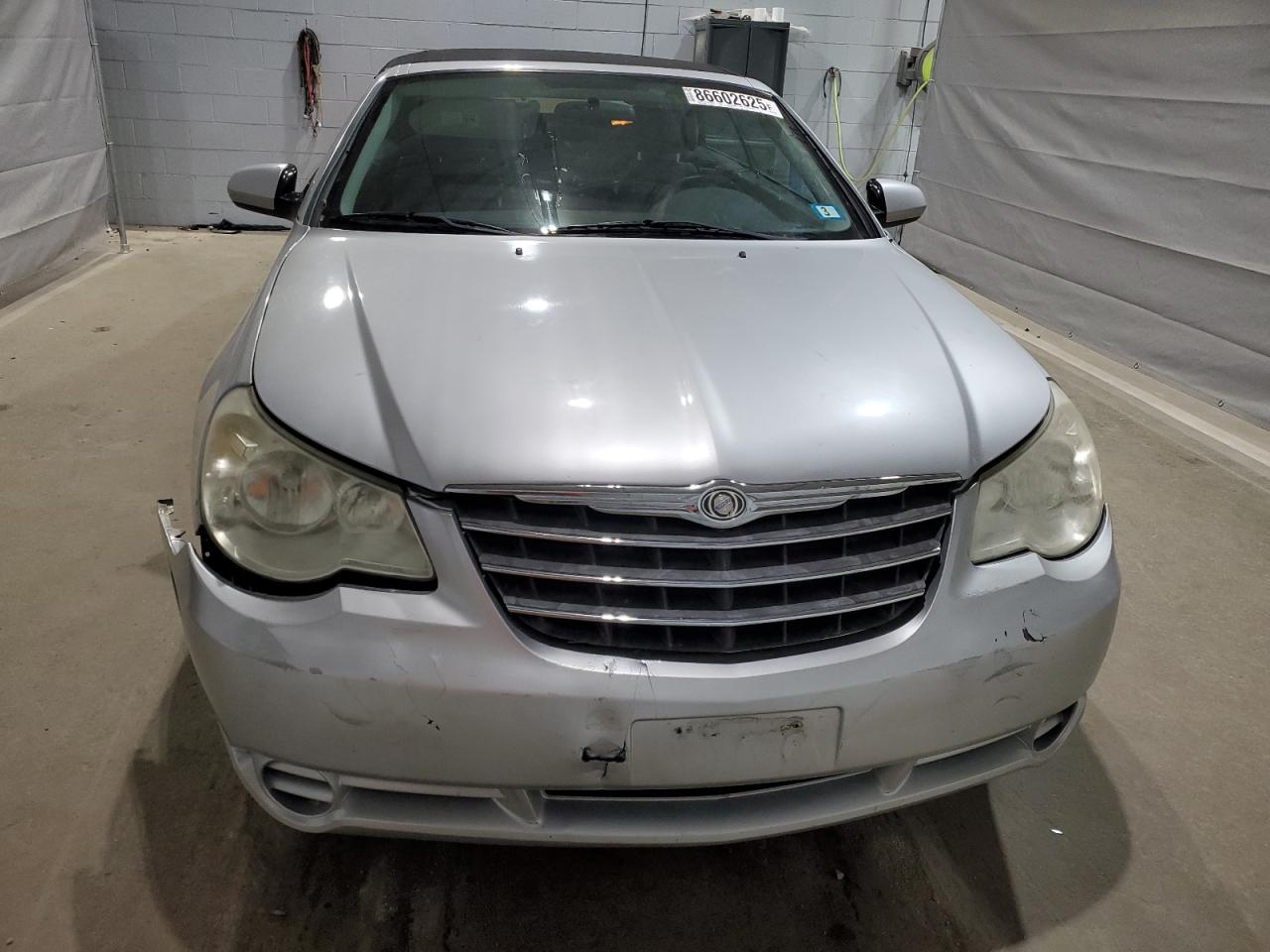 Chrysler Sebring Touring Image 8