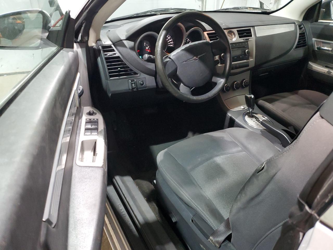 Chrysler Sebring Touring Image 6