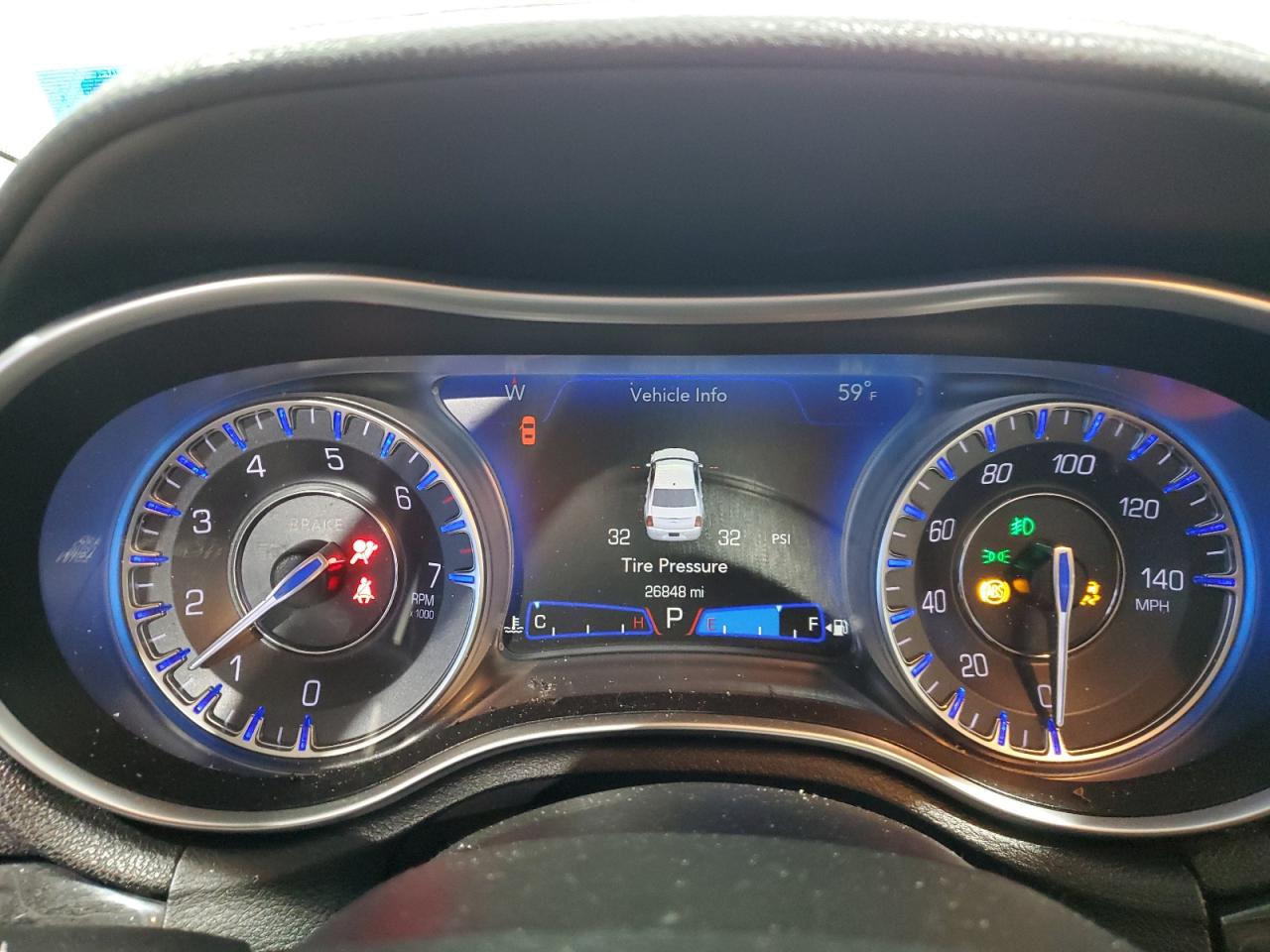 Chrysler 300 Touring Image 12