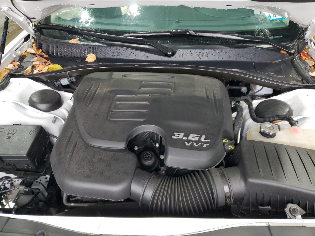 Chrysler 300 Touring Image 7