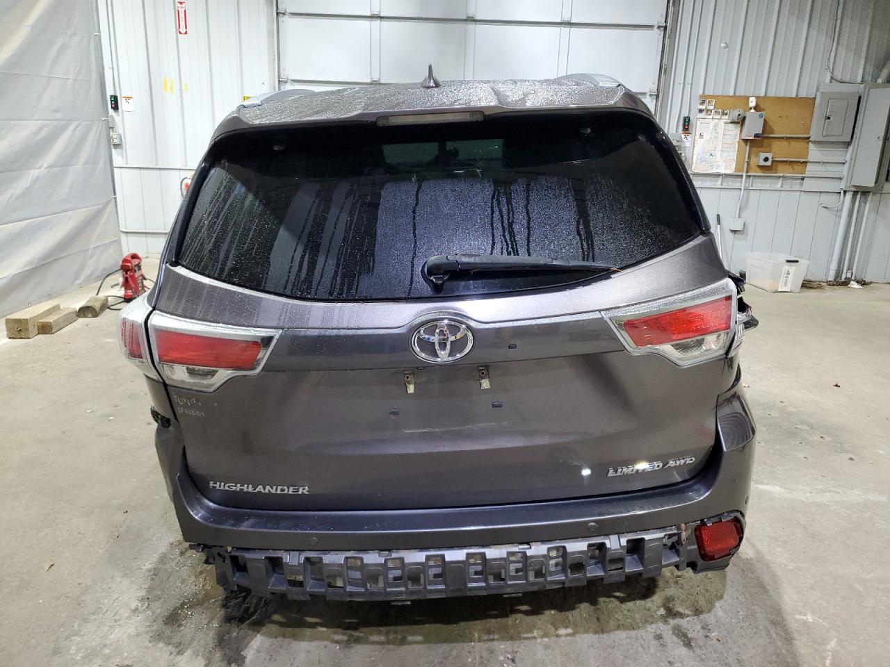 Toyota Highlander Limited Image 5