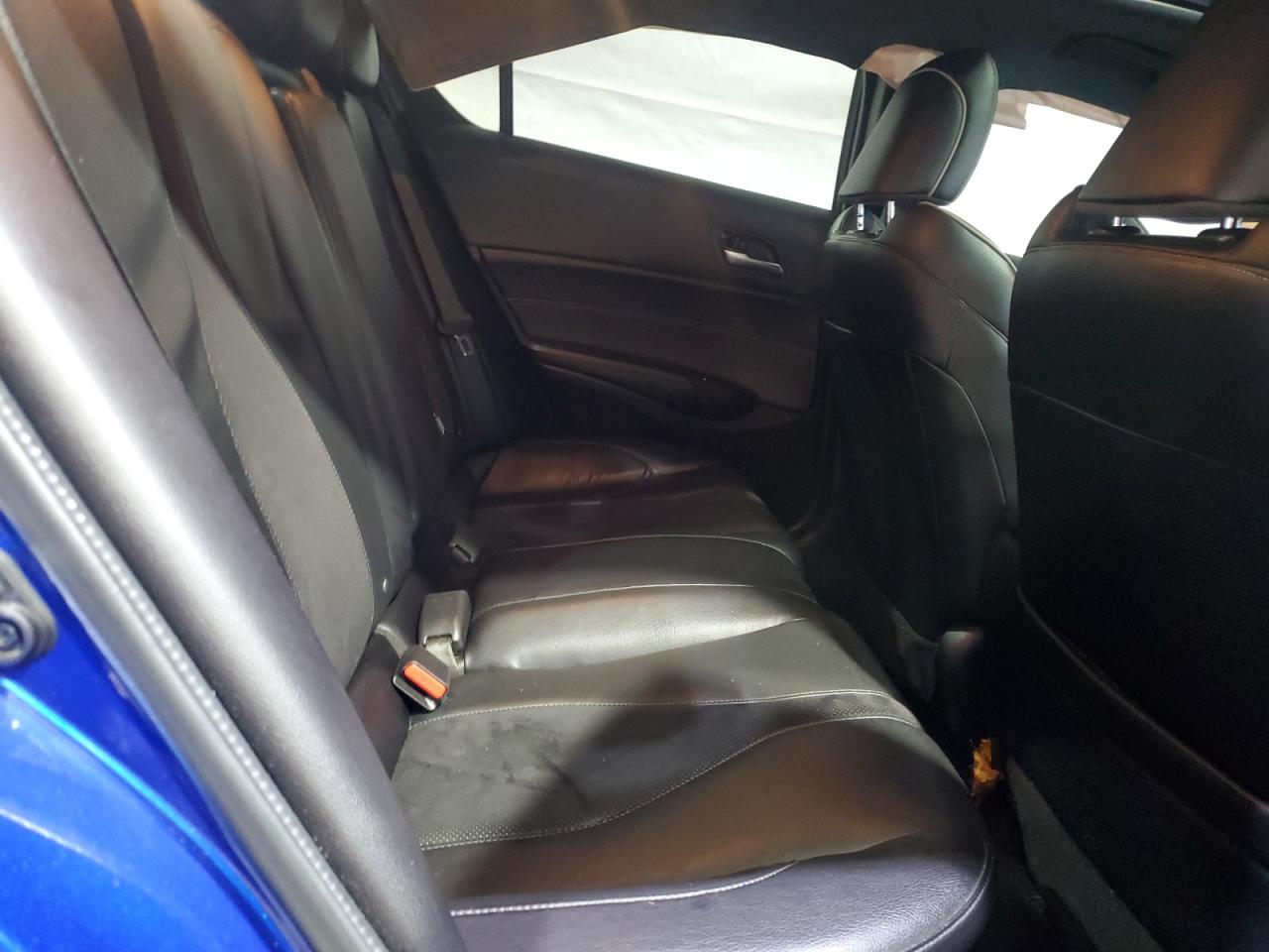 Acura ILX Premium A-spec Image 7