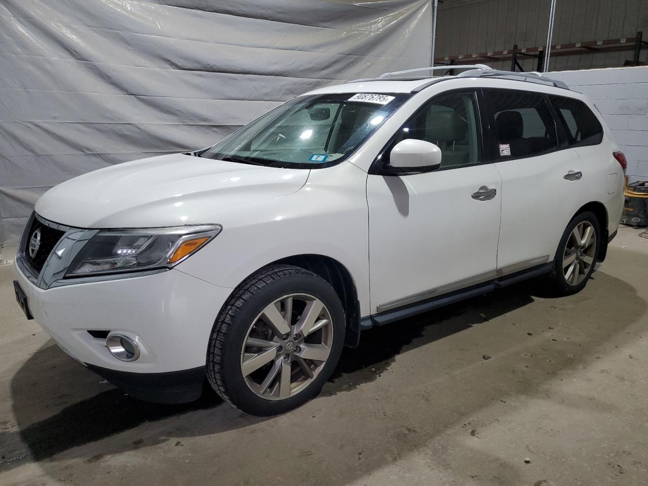 Nissan Pathfinder S Image 1
