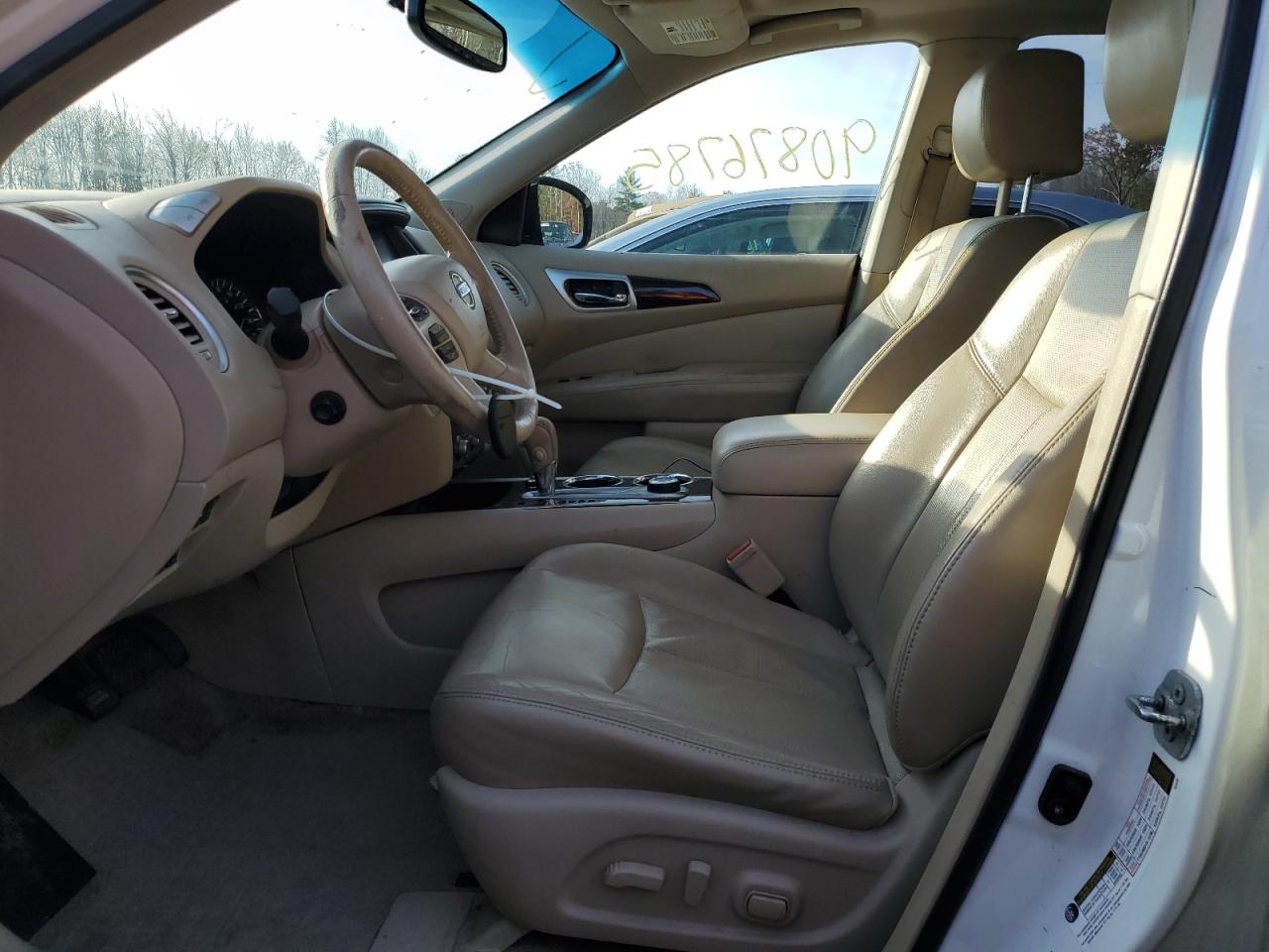 Nissan Pathfinder S Image 13