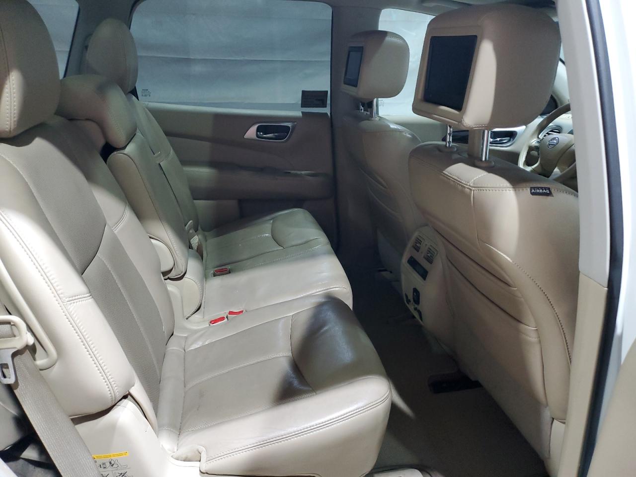 Nissan Pathfinder S Image 12