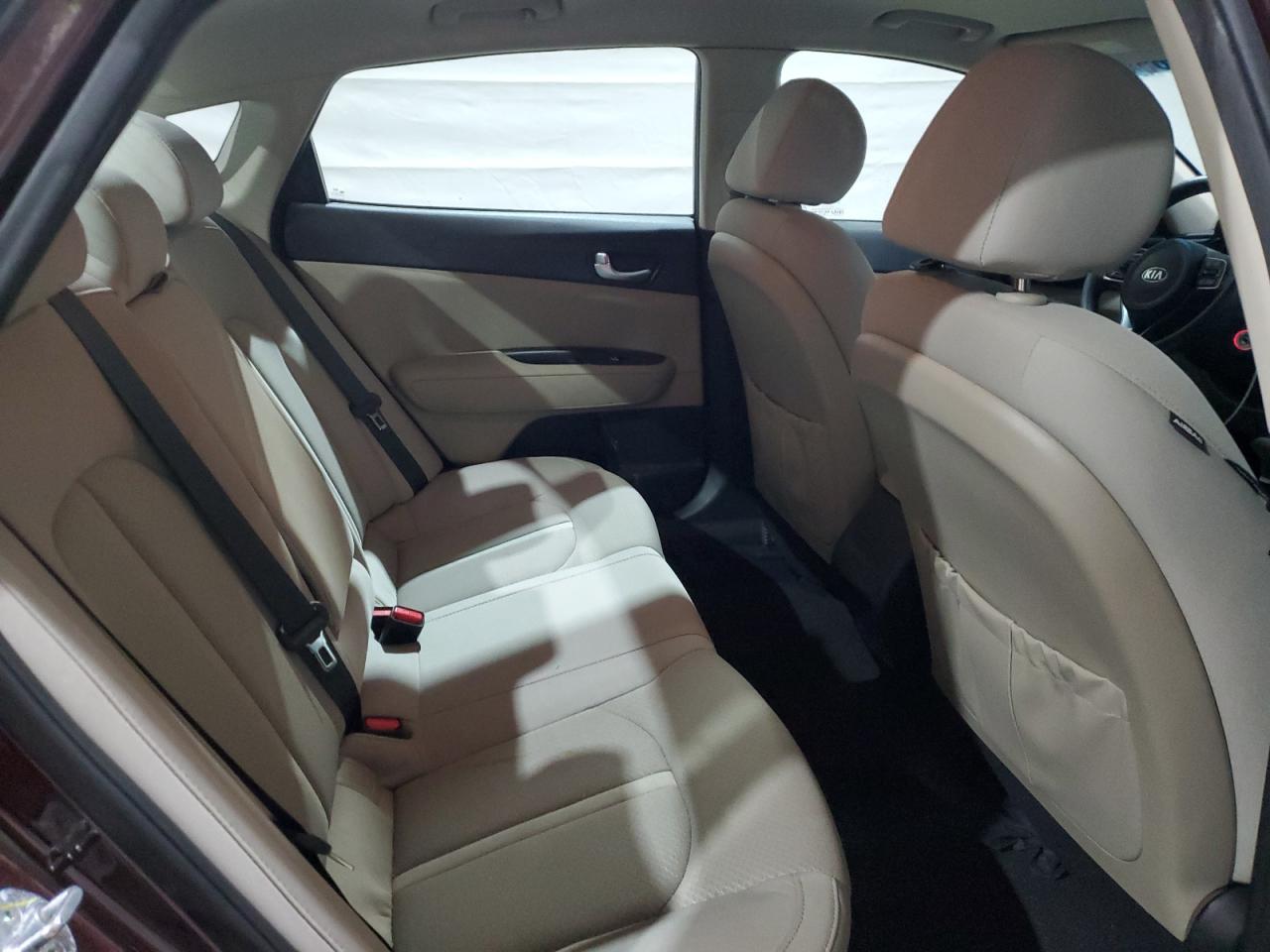 Kia Optima Lx Image 11