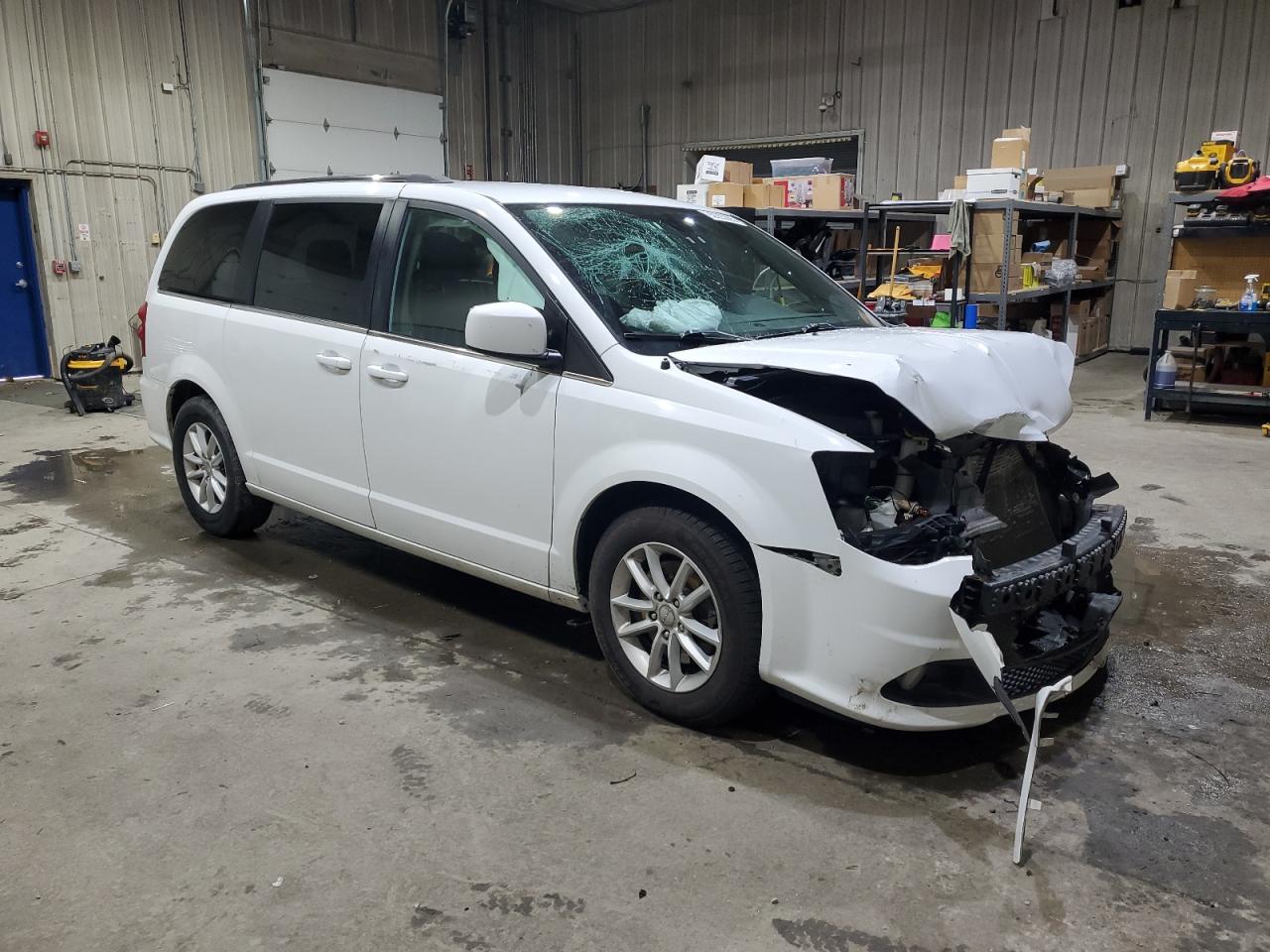 Dodge Caravan Sxt Image 9