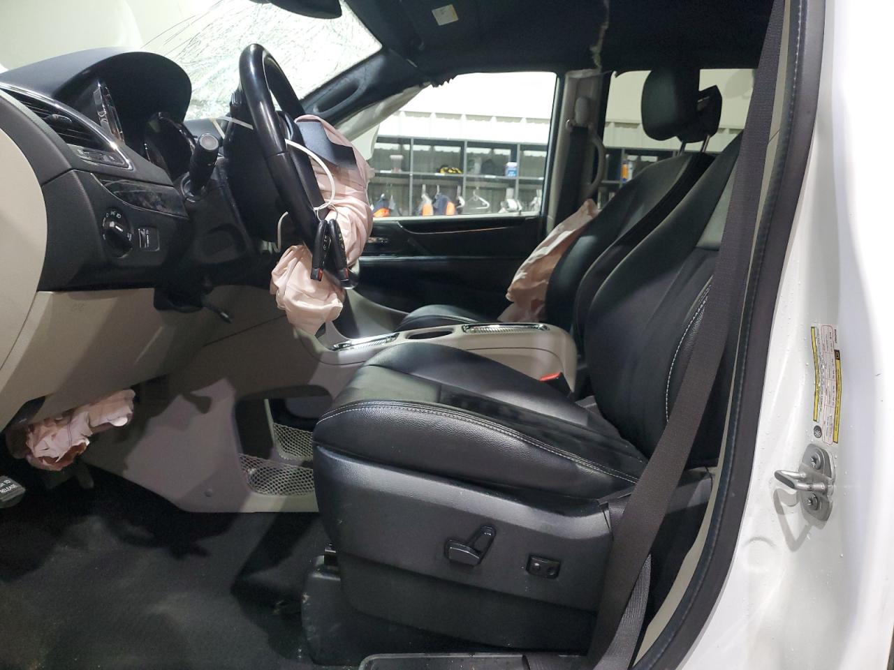 Dodge Caravan Sxt Image 5