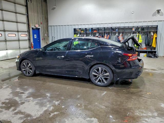 Nissan Maxima S Image 2