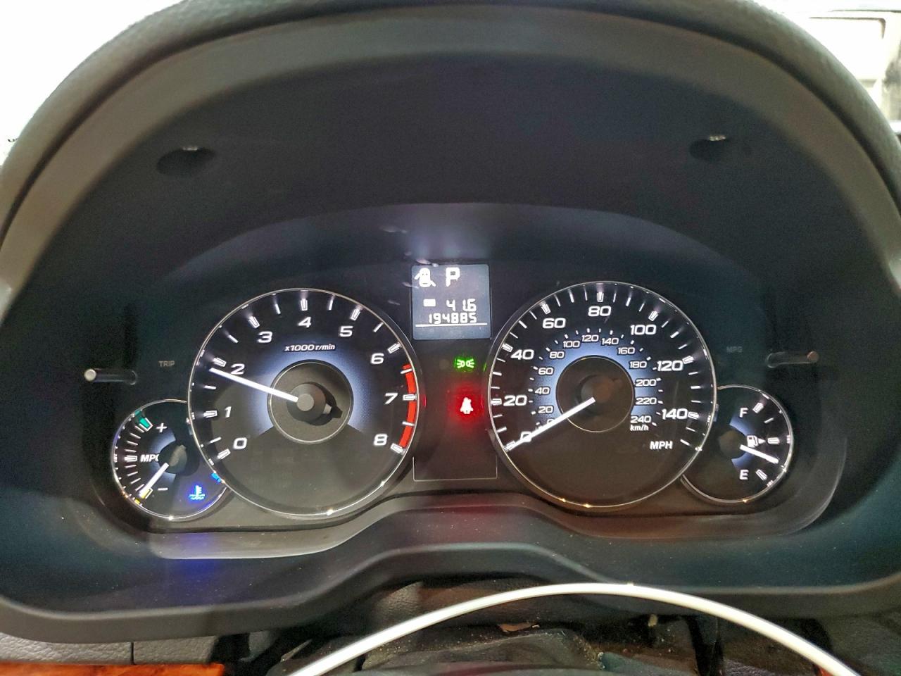 Subaru Outback 2.5i Limited Image 9