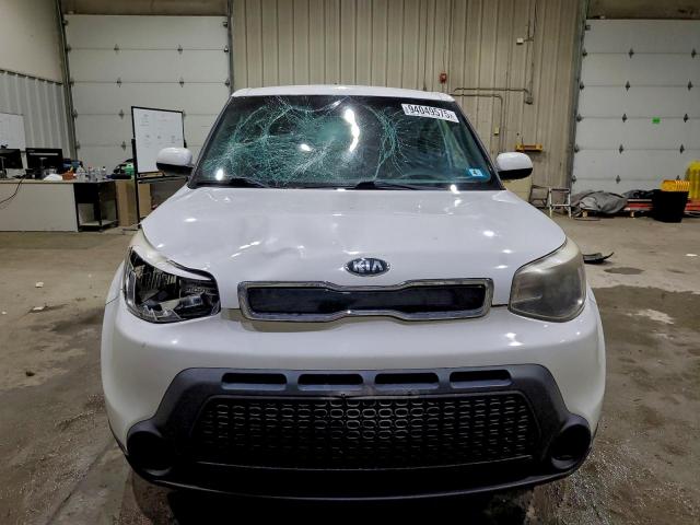 Kia Soul + Image 11