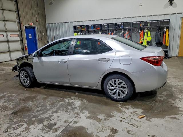 Toyota Corolla L Image 6