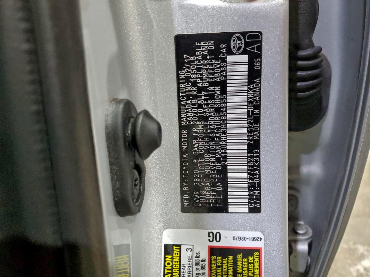 Toyota Corolla L Image 9