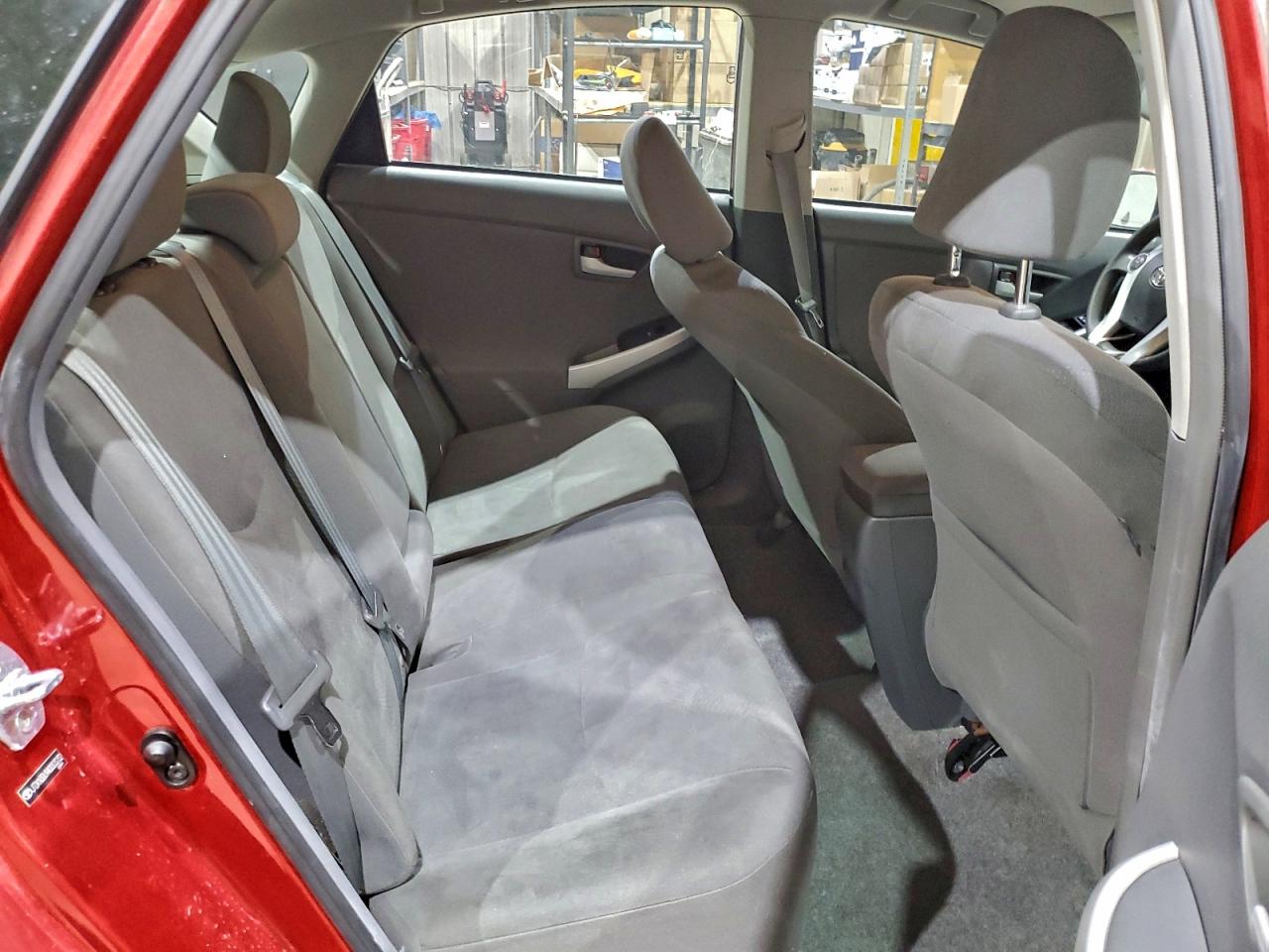 Toyota Prius Image 9