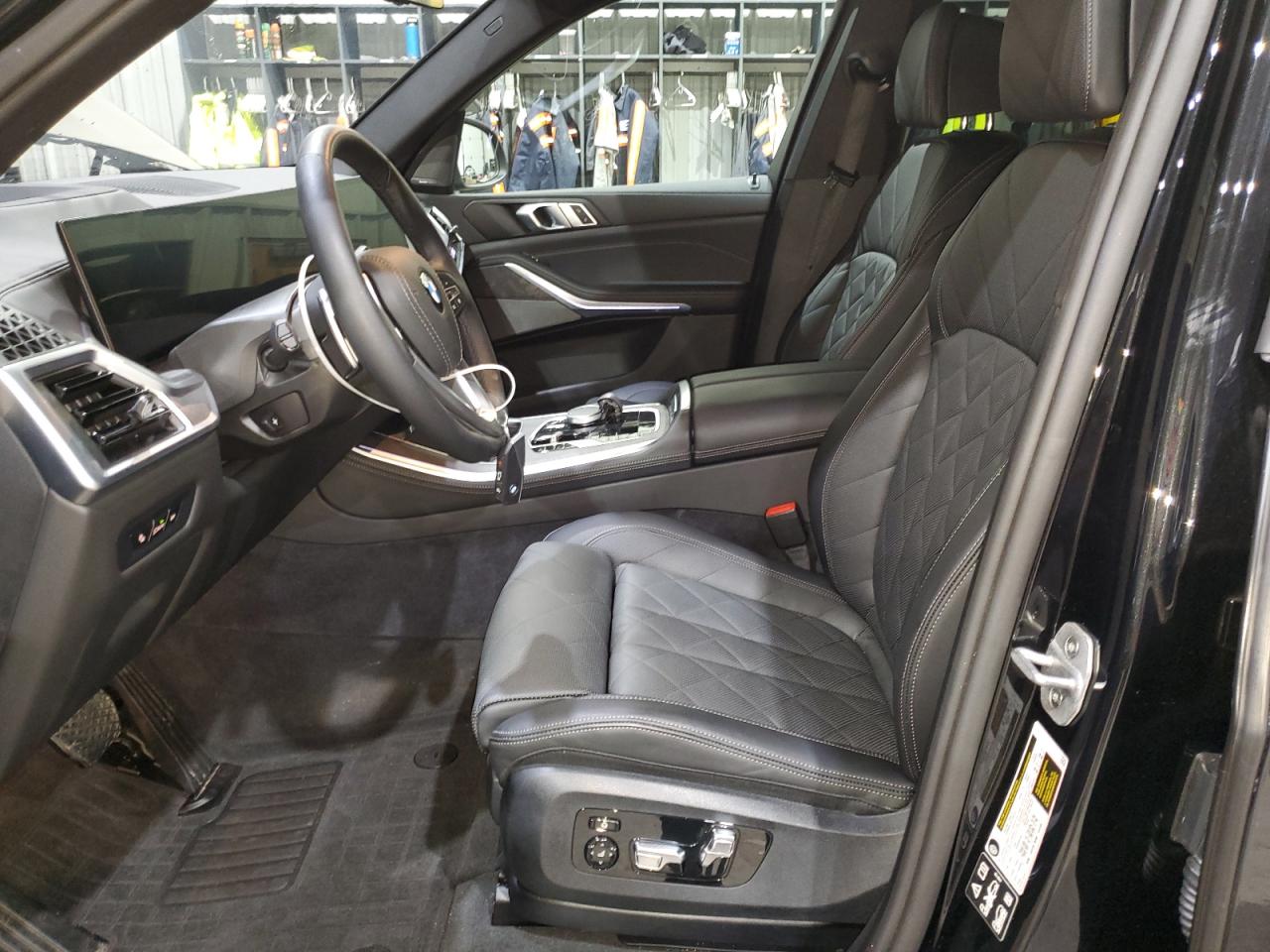 BMW X Series Xdrive40i Image 13