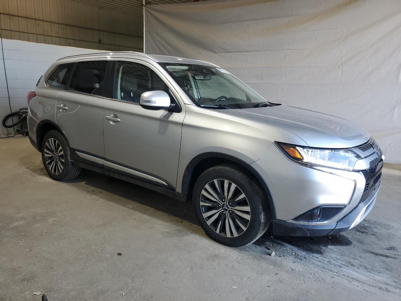 Mitsubishi Outlander Se Image 3