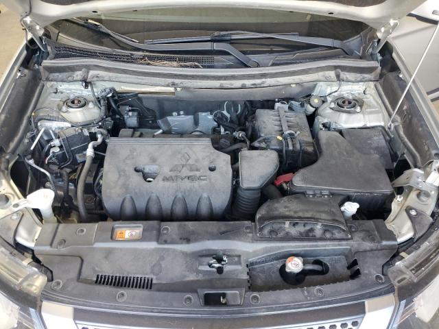 Mitsubishi Outlander Se Image 9