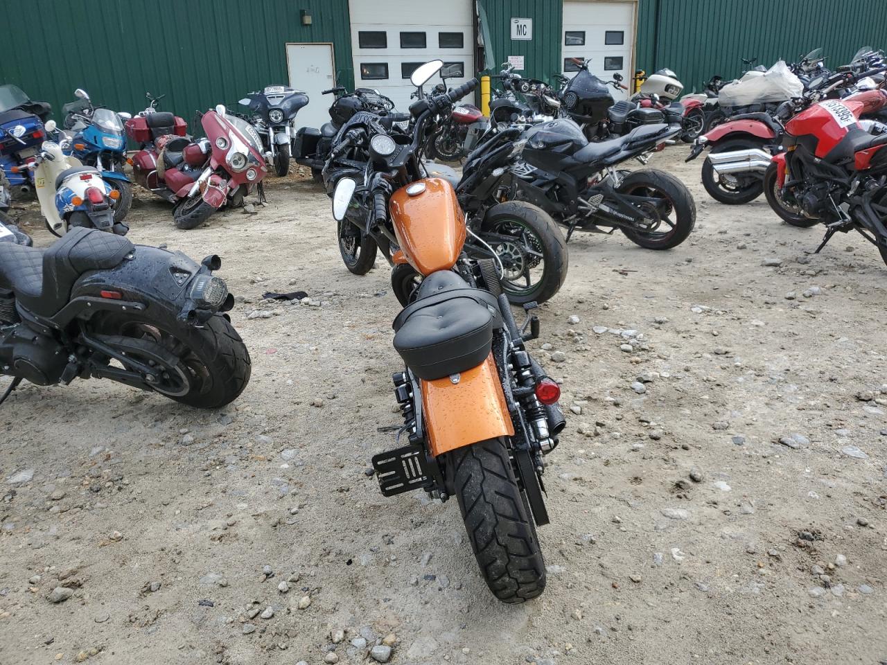 Harley-Davidson Xl Iron 883 Image 9