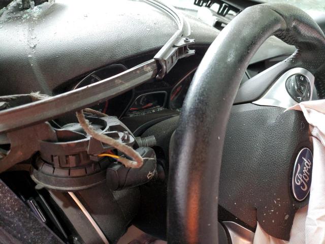 Ford Focus St Image 8