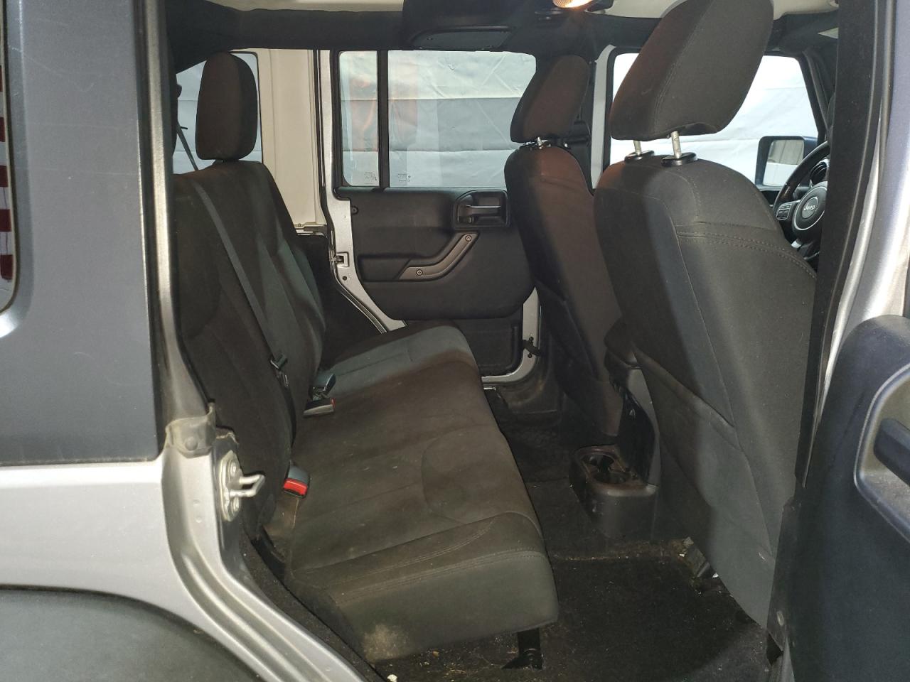 Jeep Wrangler Sport Image 7