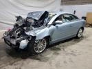 Volvo C70 T5 Image 1