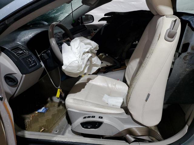 Volvo C70 T5 Image 8