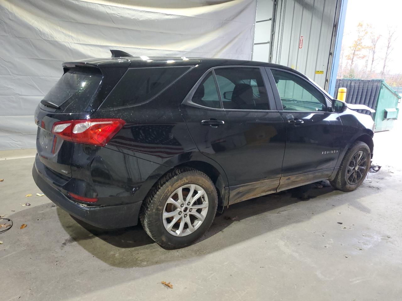 Chevrolet Equinox Ls Image 3