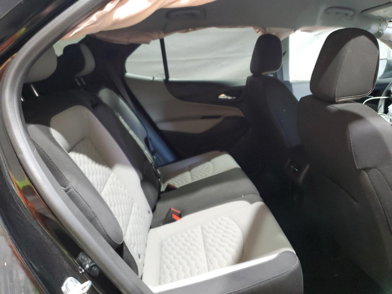 Chevrolet Equinox Ls Image 10