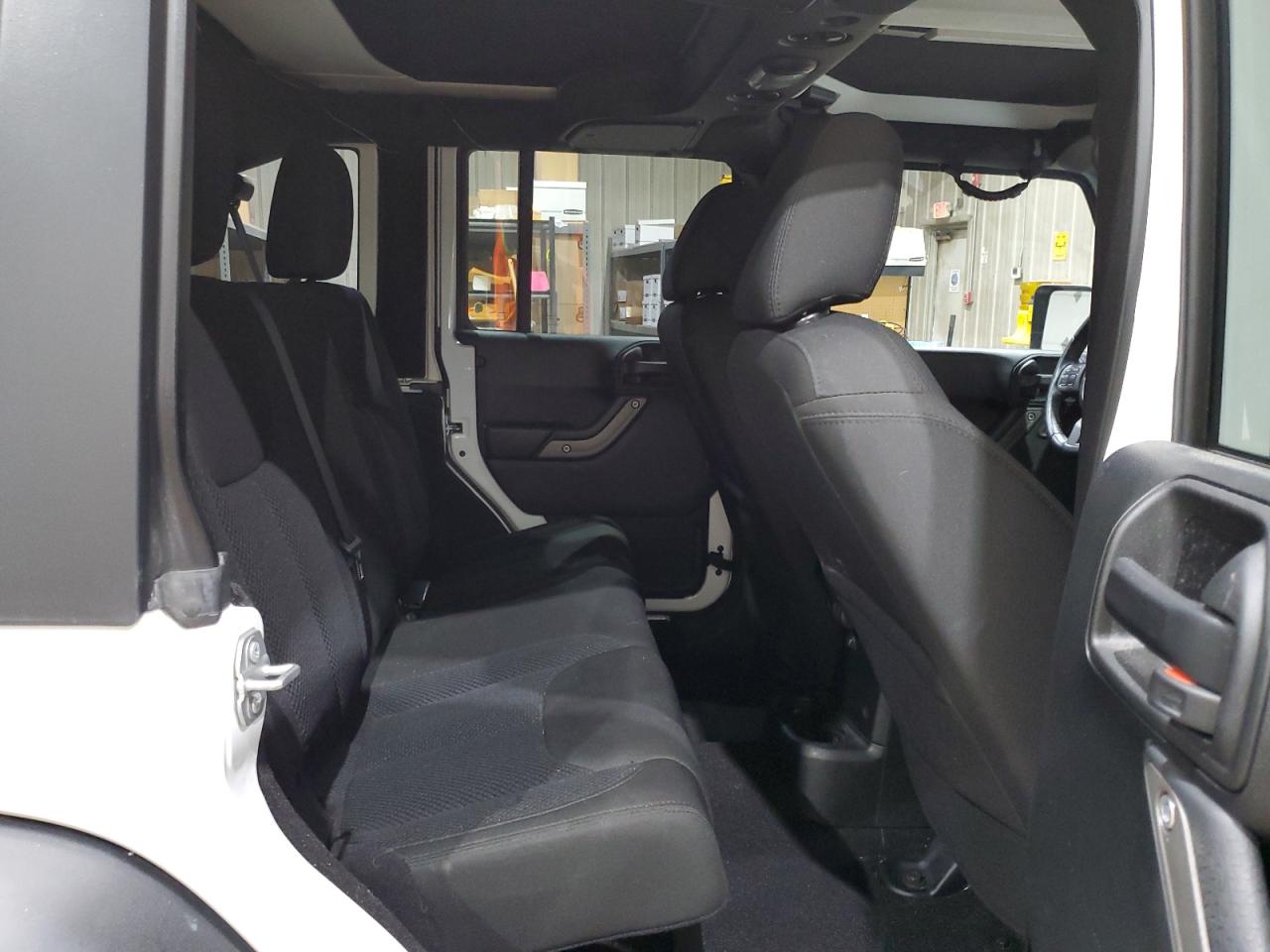 Jeep Wrangler Sport Image 10