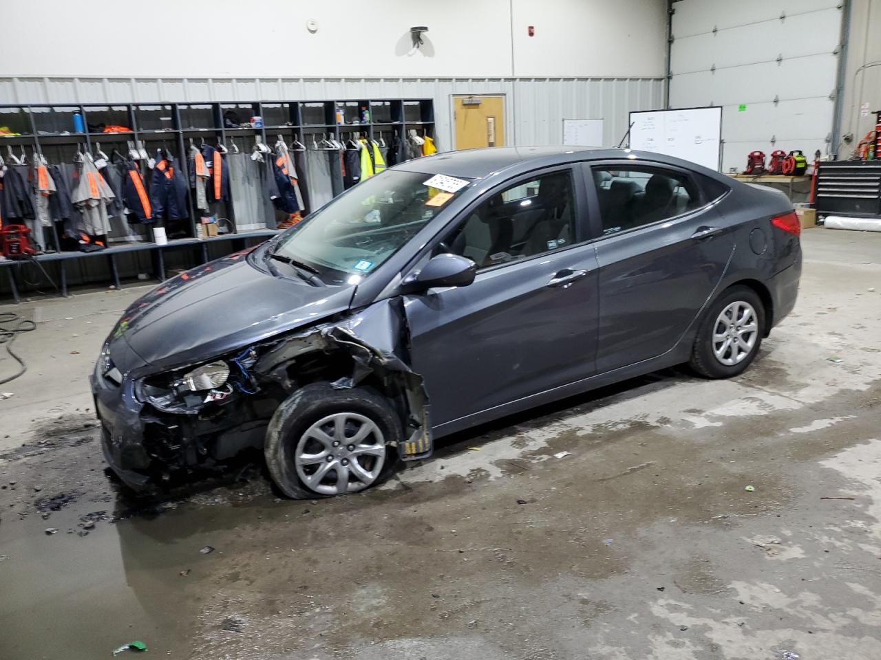 Hyundai ACCENT Gls Image 1