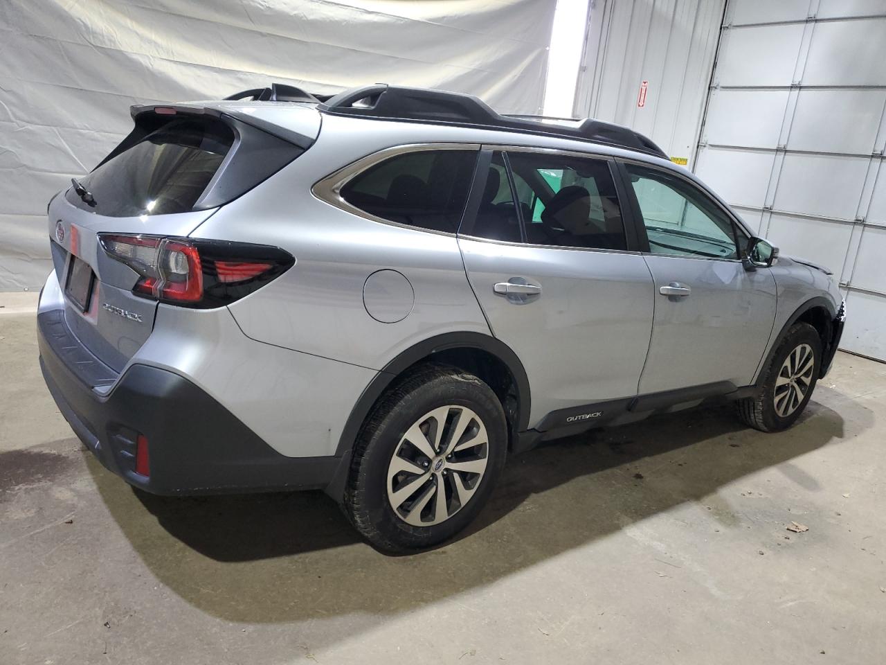 Subaru Outback Premium Image 2