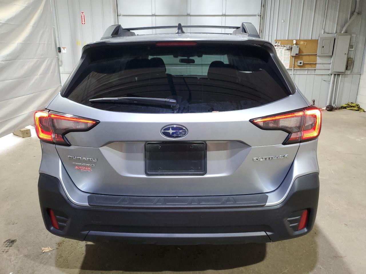 Subaru Outback Premium Image 5