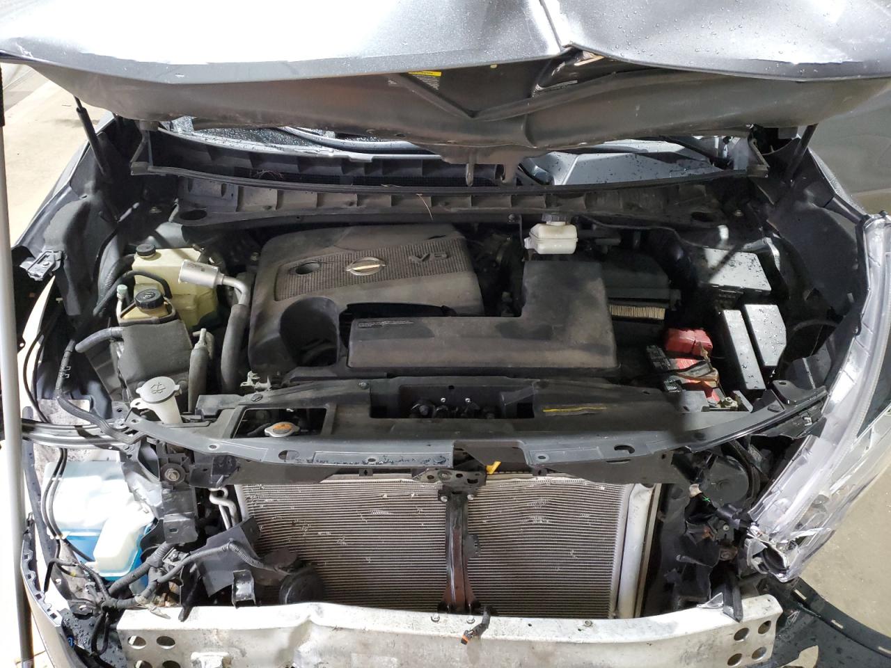 Nissan Murano S Image 8