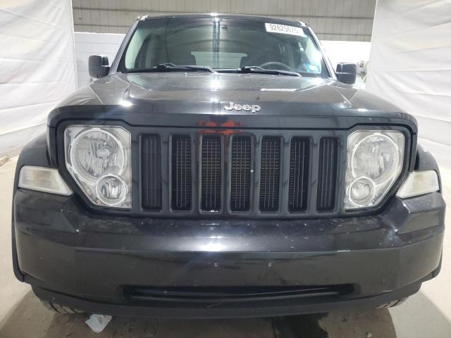 Jeep Liberty Sport Image 6