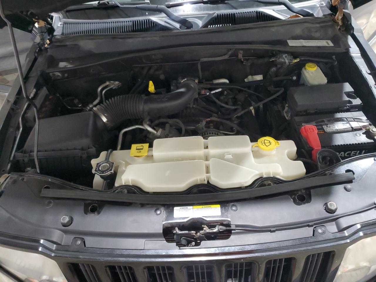 Jeep Liberty Sport Image 7