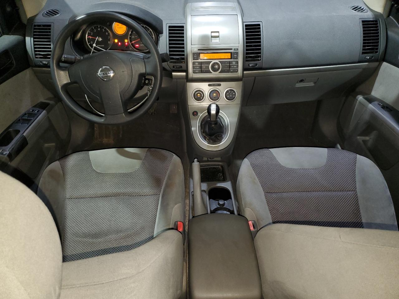 Nissan Sentra 2.0 Image 9
